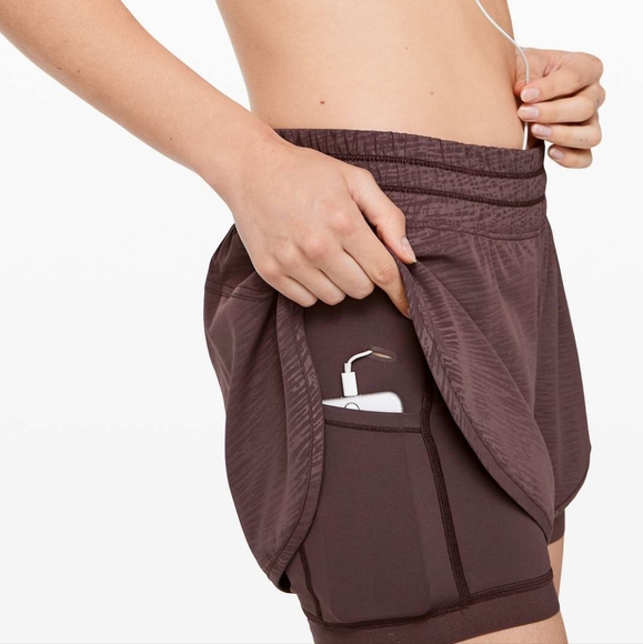 Lululemon Bootcamp Ready Shorts - Picture 8 of 8